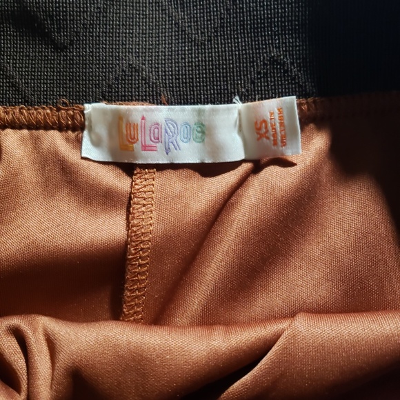 *LuLaRoe* Brown floral skirt, medium - Picture 5 of 6